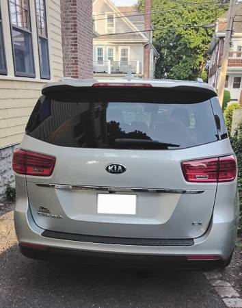 2019 Kia Sedona - $16,000 (Watertown)63615730573697121