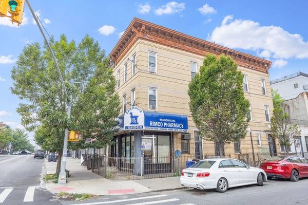 $1,719,000 / 7br - 4300ft2 - Corner Solid Brick Mixed-Use 2 Family + Store in Prime Bushwick! (Bushwick)63788808299651121