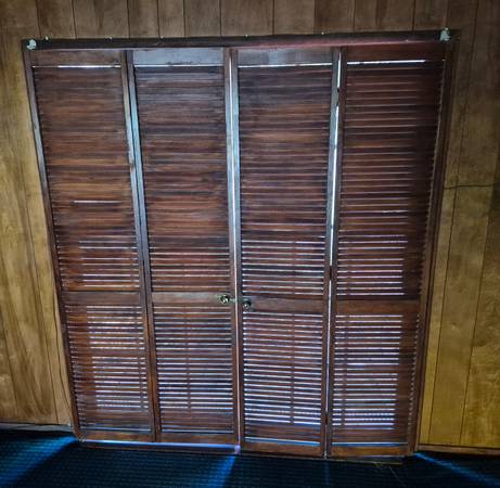 FLASH SALE!! 72x80 louvered double door set 1