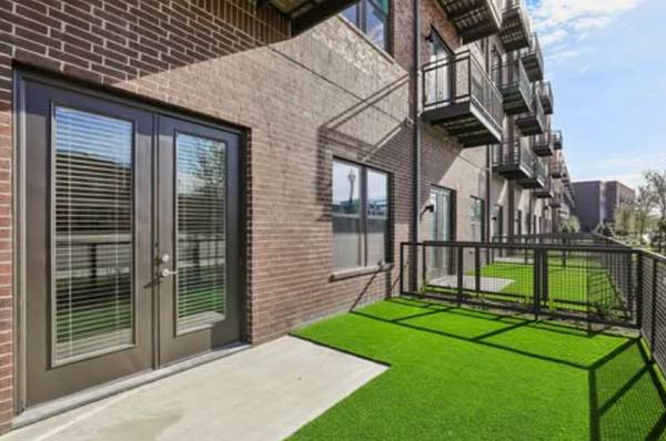 $1,795 / 2br - Un Apartamento Nuevo en McKinney - 8 SEMANAS GRATIS + $1000 - $100 Para Solicitar (McKinney/Allen)63796476528257124