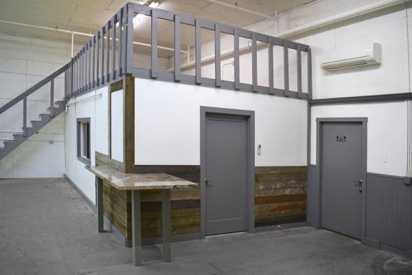 $2,395 / 3570ft2 - Warehouse Shop with Offices Excellent Location in West Eugene (11th & Bertelsen Eugene  OR 126 / Beltline)63747357426433123