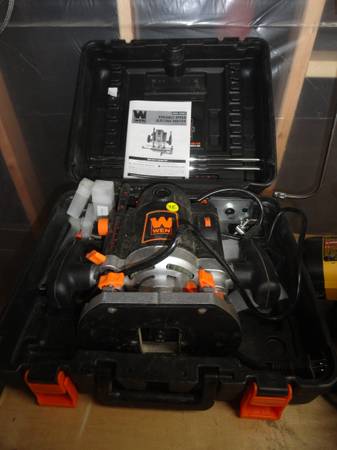 WEN Model RT6022 15 Amp Plunge Router 1
