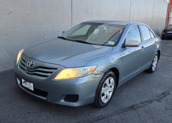 2010 Toyota Camry LE 4dr Sedan 6A - $7,999 (+ Best Auto)63617398907009120