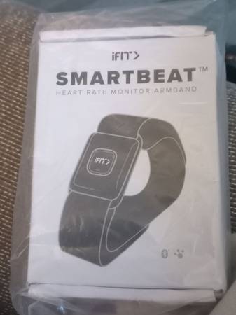 IFIT SMARTBEAT HEART RATE MONITOR ARMBAND 1