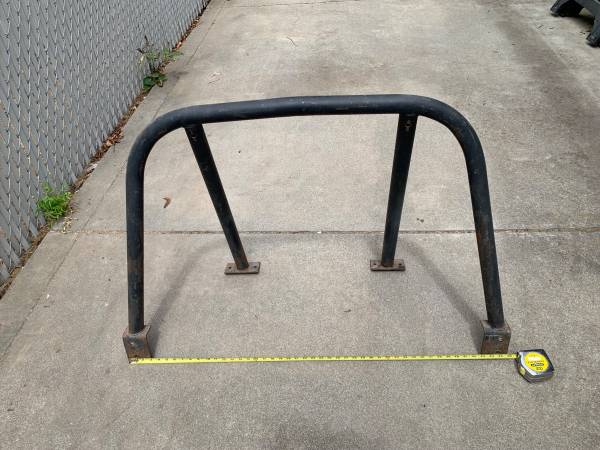 Datsun Roadster Roll Bar 1