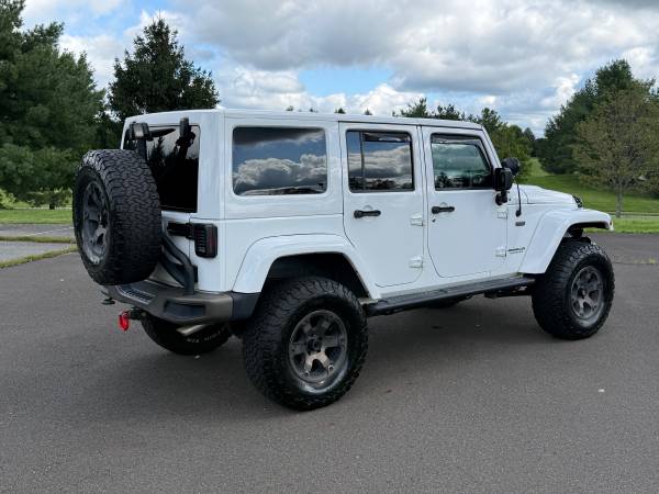 *REDUCED* 2016 Jeep Wrangler JKU 75 Year Anniversary Hardrock Edition 1