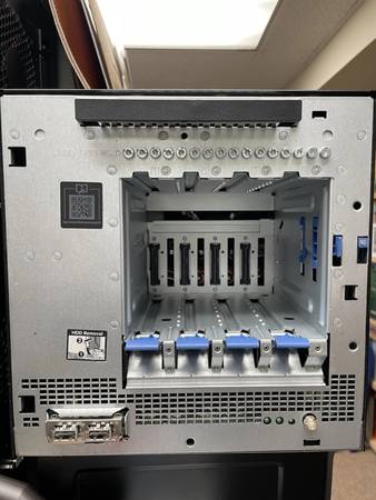 HP Proliant Microserver Gen10 Opteron X3216 8 GB de RAM sin discos - $250 (Boston)63439166778753121