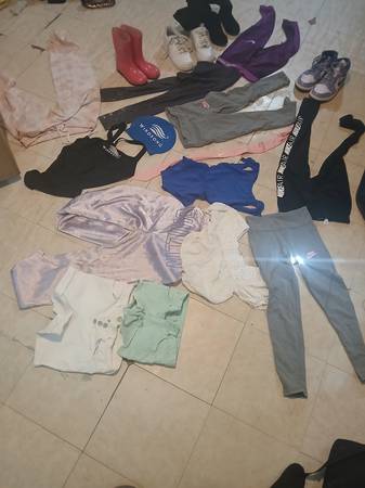 little girls used clothing 1