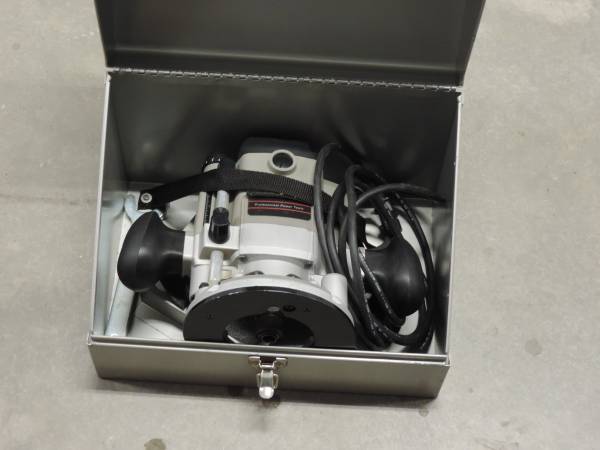 PORTER-CABLE Plunge Router 1