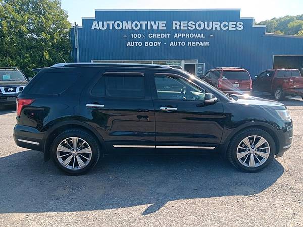 2018 Ford Explorer Limited AWD 3rd row seat 3.5L 6cyl leather sunroof - $17995.0063442723491715124