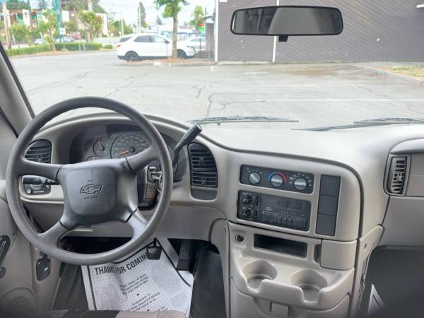 2004 Chevrolet Astro Chevy Base - Photo 6