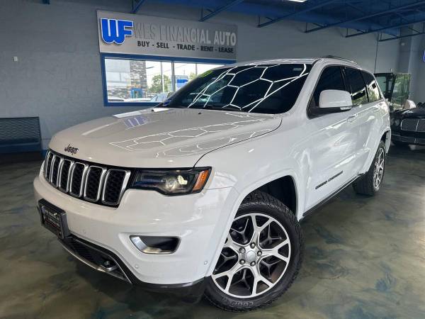2018 Jeep Grand Cherokee Limited. ¡Aprobación de crédito garantizada! a - $15,495 (+ Wes Financial Auto)63488105741185122