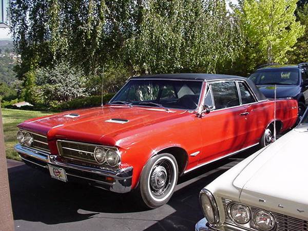WANTED a 1964 Pontiac post coupe GTO for sale in the local bay area 1