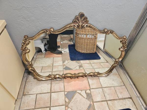 Antique mirror 1