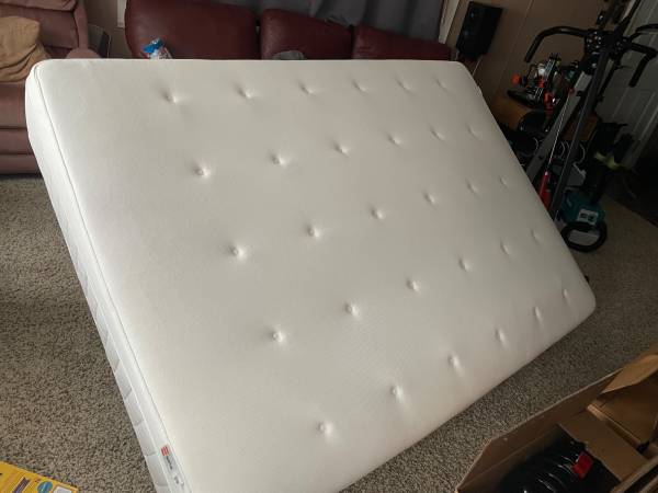 Free full size mattress very clean 1