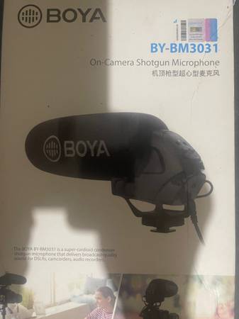 BOYA On-Camera Shotgun Microphone 1
