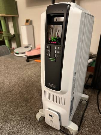 DeLonghi Radiator heater 1