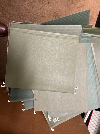 FOLDING HANGER FILES FOR DESK 1