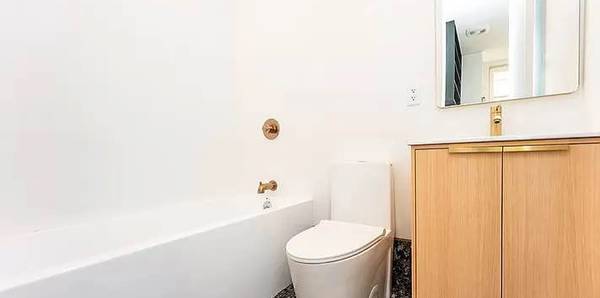 $1,770 / 3br - 200ft2 - Steps to vibrant 5th Avenue and Industry City. Short walk to Prospect (Brooklyn)63689574686851123