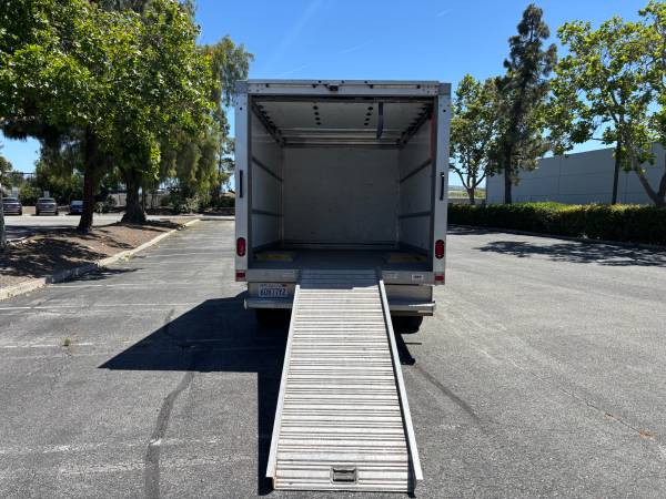 2019 Ford Transit 350 HD - Photo 7