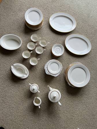 Noritake Ivory fine china-Tulane pattern 1