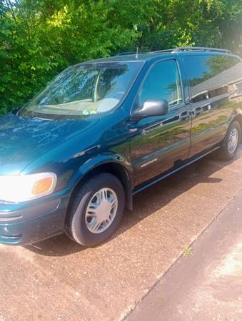 2001 Chevrolet Venture- 3rd Row Seating - $2,700 (Madison)63613817979649122