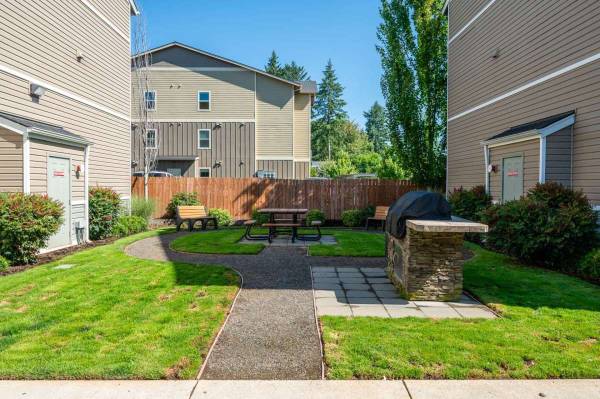 $1,525 / 1hab - 747ft2 - ¡$750 de descuento en tu primer mes! Un nuevo comienzo: tu hogar ideal te espera (Vancouver)63831682001921124