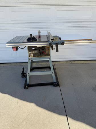 Delta US Made 10” Contractor’s Table Saw W/ 29” Precision Saw Guide 1