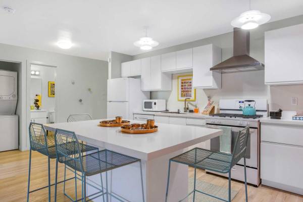 $3,019 / 2br - 1008ft2 - Elevator, Playground, Balcony, Lounge (fremont / union city / newark)63873441374723120