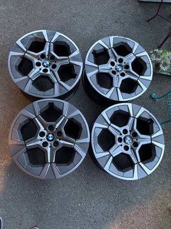 18” BMW X1 Wheels 1