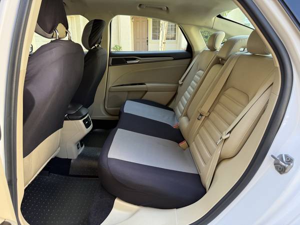 2015 Ford Fusion SE Hybrid Clean Title - $6,70063616037741955124