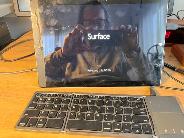 Microsoft Surface with Issues 1