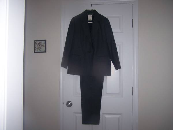 Gray Pant Suit 1