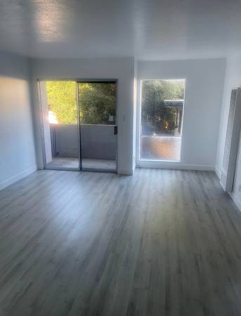 $830 / 1br - 128 W 81st St, New York, NY (New York)63978412422530121
