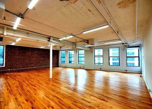 GREAT OFFICE CHELSEA / MIDTOWN LOFT 1