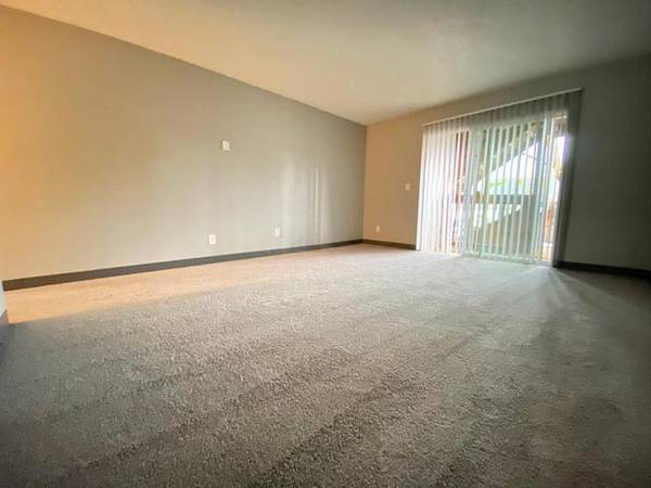 $1,789 / 2br - 915ft2 - The Davenport, The home you've dreamt of is now a reality.63820848874371122