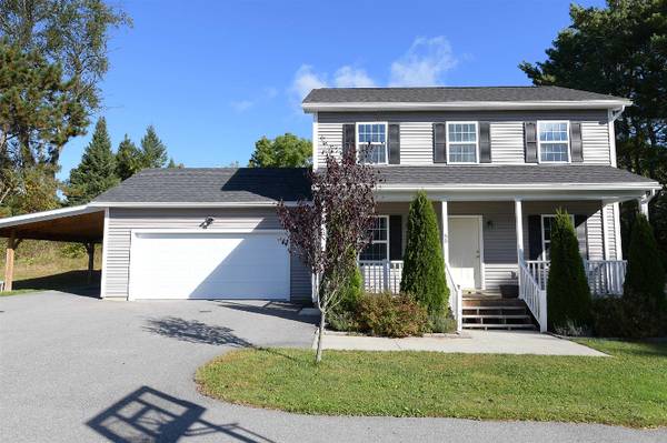 $3000.00 / 2br - 1475ft2 - Charming 2 Bed, 2.5 Bath Single Family Home in St George, VT - $3000/m63976979635203120