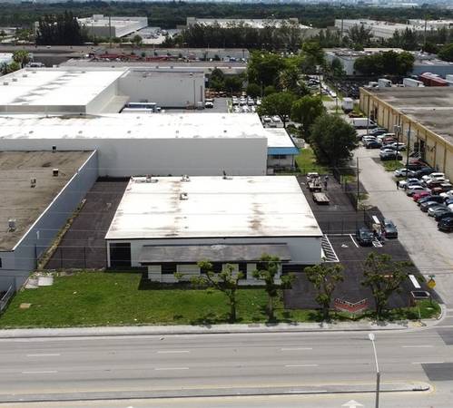 $29 / 10000ft2 - For Rent Office Warehouse Located off 72 Ave NW 36 st Near Airport (Miami International Airport)63825130488195120