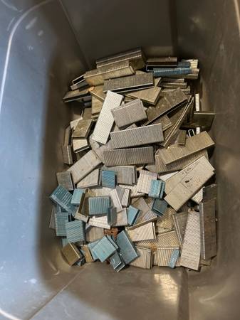 Sheeting staples 1