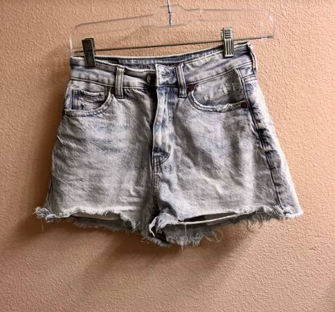 American eagle jean shorts 1