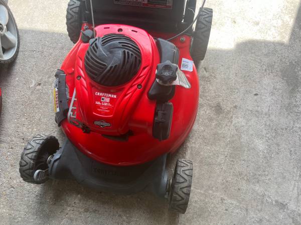 Troy Bilt TB110 push mower with bagger 1