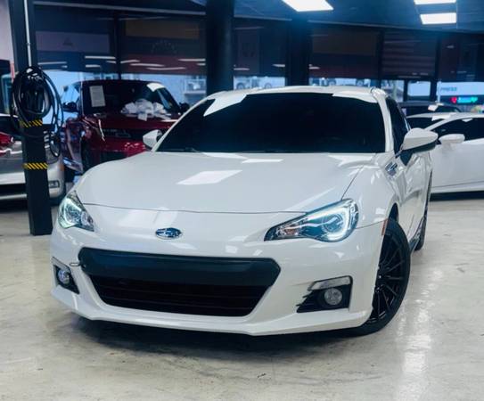 2015 Subaru BRZ LImited 2puerta Coupé 6M Coupé - $23,995 (1555 W San Carlos St  San Jose, CA 95126)63613387527553121