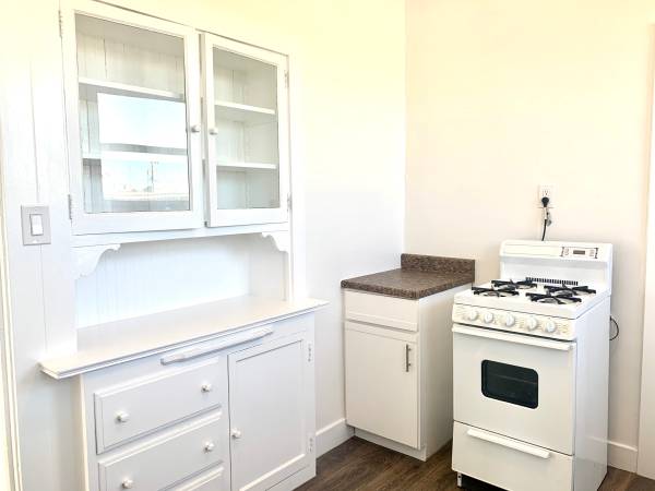 $2,950 / 1br - ¡Ubicación Excepcional! Soleado Departamento en Piso Superior de 1 Dormitorio con Amplio Armario (richmond / seacliff)63622983332993124