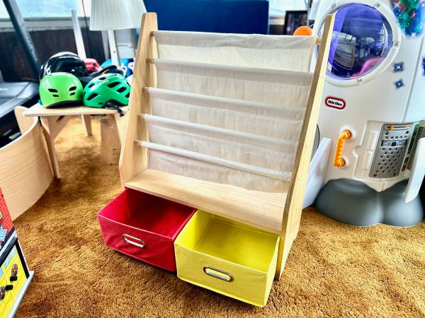 4 Tier Kids Book Shelf 1