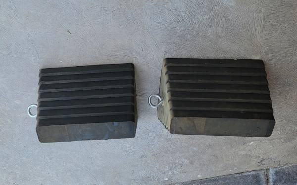 Wheel chocks 1