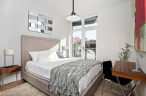 $3,400 / 1br - Bright 1BR Apartment with Laundry in Building (Bedford-Stuyvesant)63788528783105120