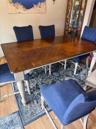 Dining room table with chairs 1