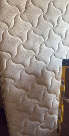 Queen bed set 1