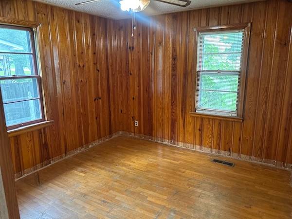 $177,000 / 3 hab - 1623 pies² - EXCELENTE OPORTUNIDAD DE INVERSIÓN (DECATUR)63439827479297124