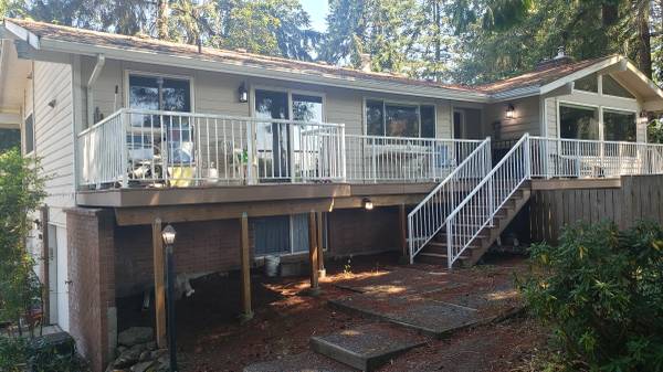 $1,000,000 / 3 dormitorios - 2311 pies² - Casa en venta (East Renton Highlands)